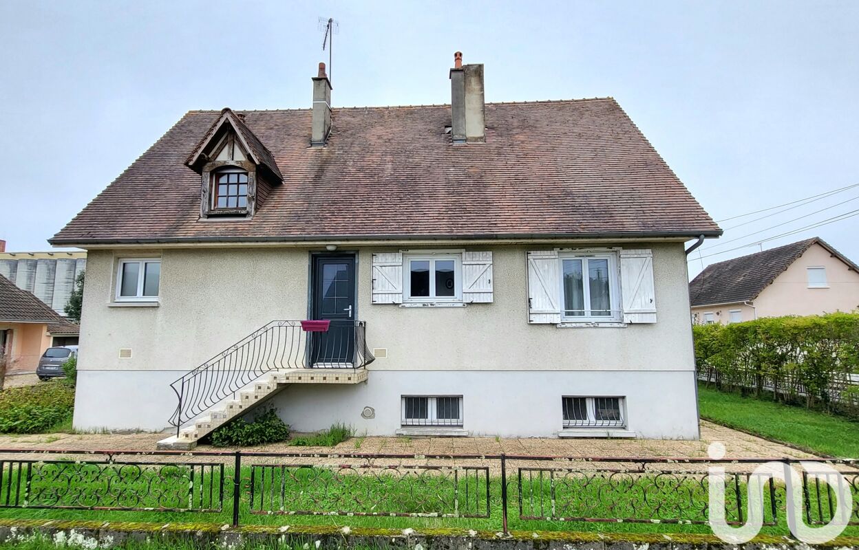 maison 6 pièces 130 m2 à vendre à Naintré (86530)