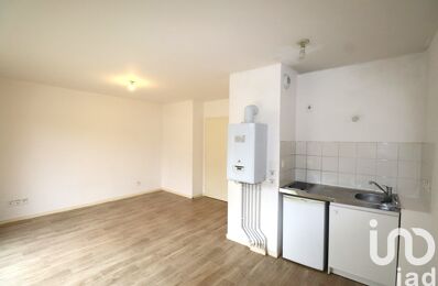 vente appartement 102 000 € à proximité de Fleury-les-Aubrais (45400)