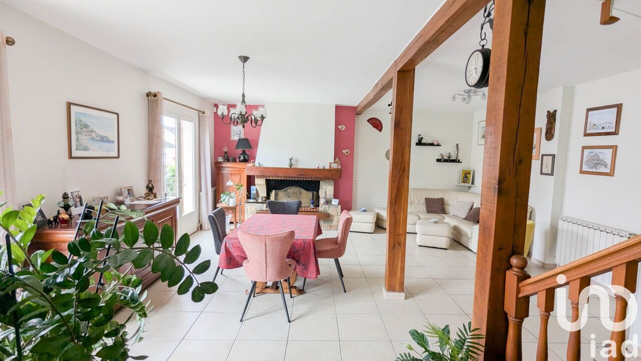 maison 6 pièces 127 m2 à vendre à Pontault-Combault (77340)