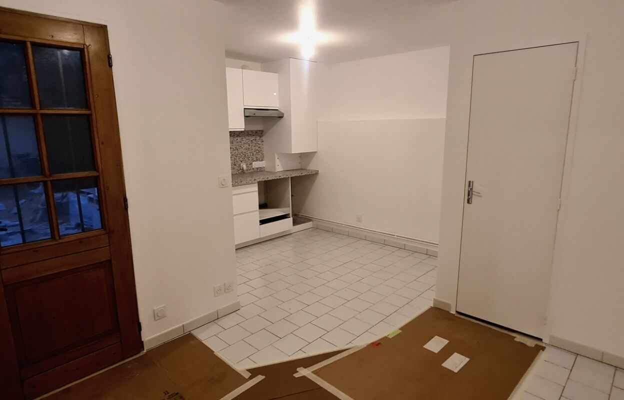 appartement 2 pièces 27 m2 à louer à Fontainebleau (77300)