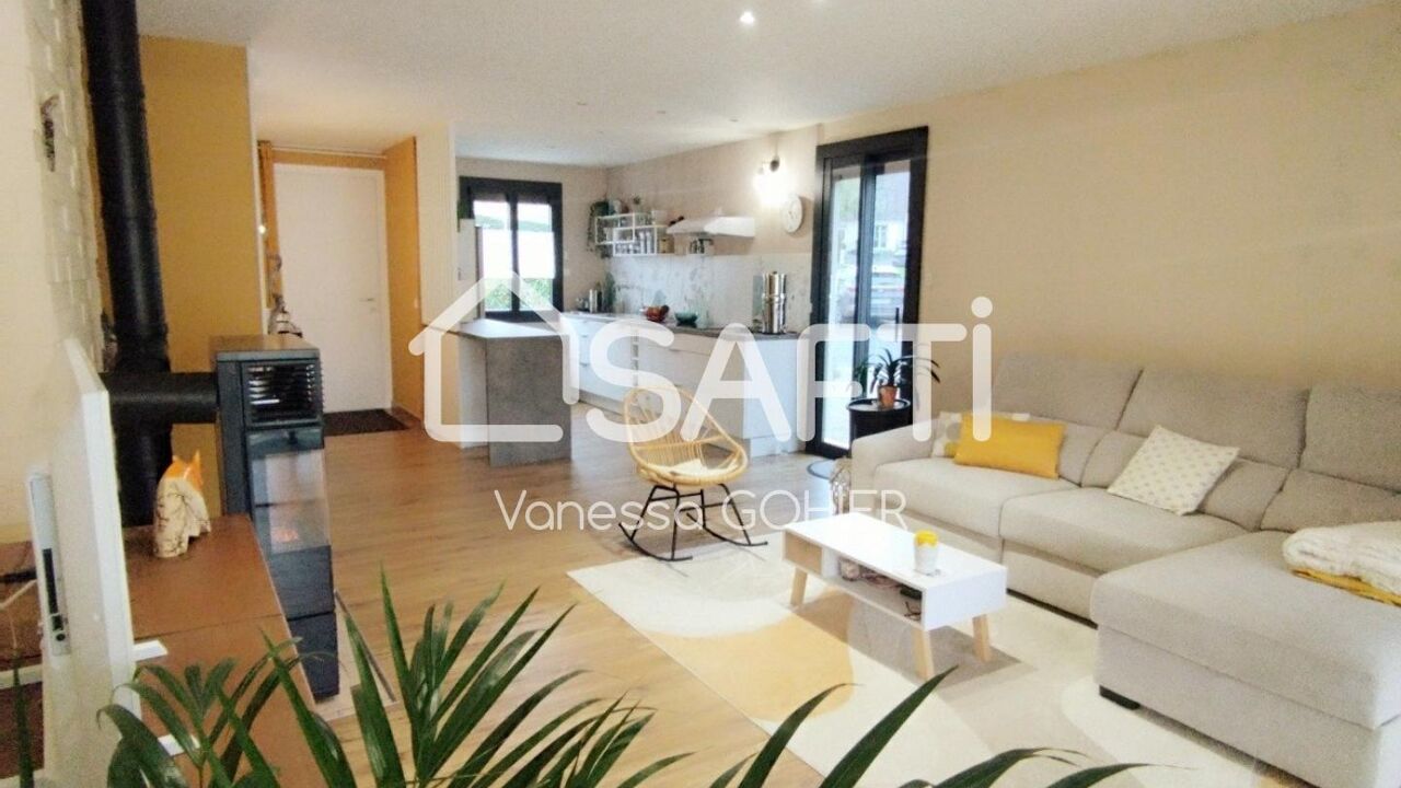 maison 5 pièces 130 m2 à vendre à Clermont-Créans (72200)