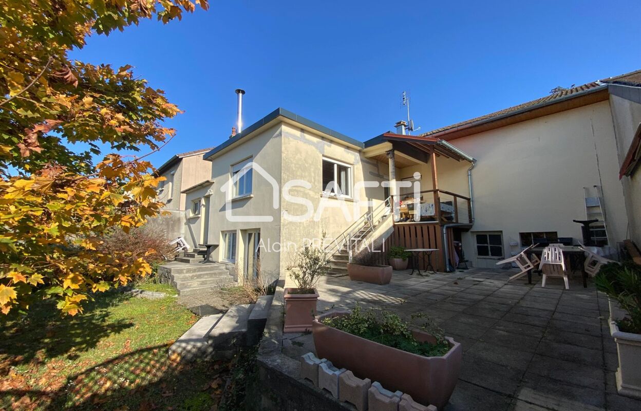 maison 4 pièces 104 m2 à vendre à Oyonnax (01100)