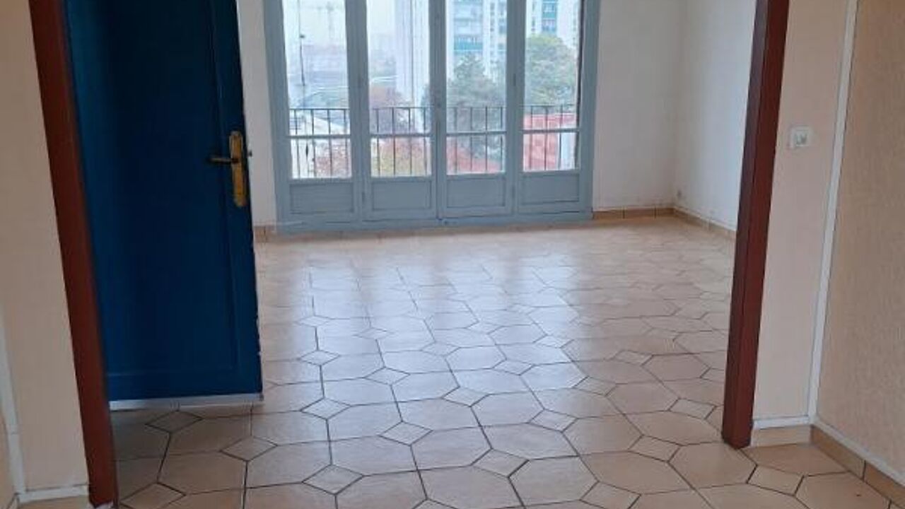 appartement 3 pièces 54 m2 à louer à Aubervilliers (93300)