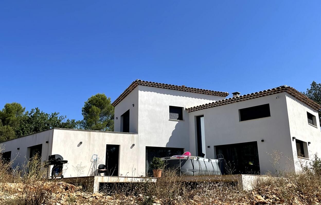 maison 6 pièces 197 m2 à vendre à Saint-Maximin-la-Sainte-Baume (83470)