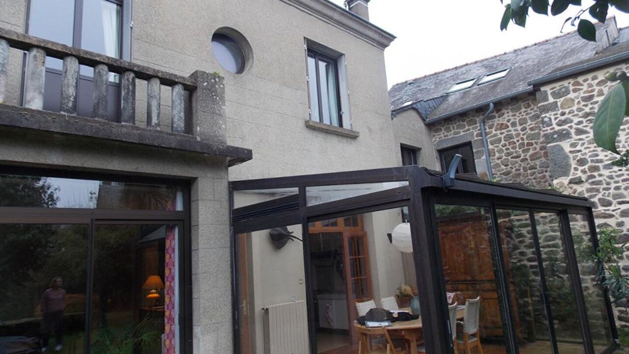 maison 8 pièces 215 m2 à vendre à Hédé-Bazouges (35630)