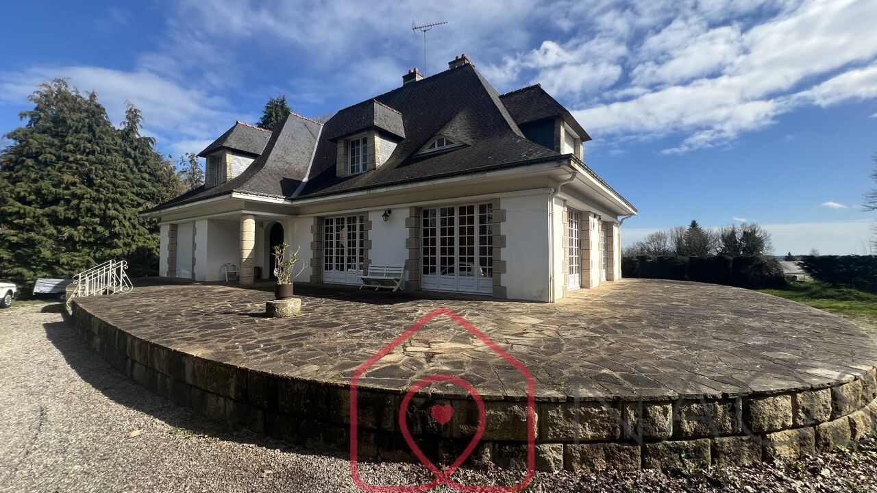 maison 6 pièces 230 m2 à vendre à Pontivy (56300)