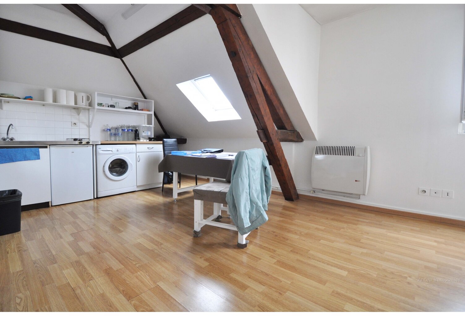 Studio lumineux proche centre de Sainte-Savine — photo 1