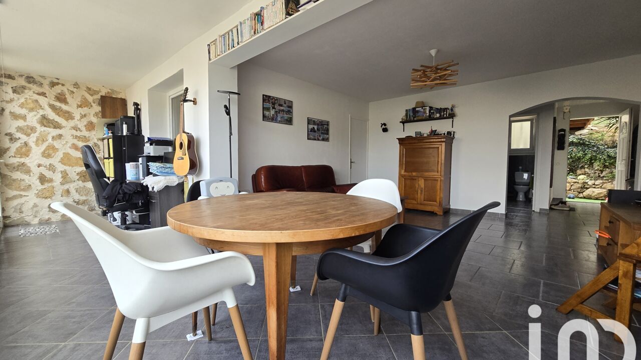 appartement 3 pièces 79 m2 à vendre à Ollioules (83190)