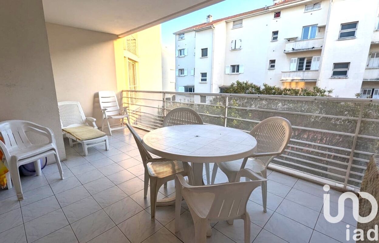 appartement 2 pièces 42 m2 à vendre à Fréjus (83600)