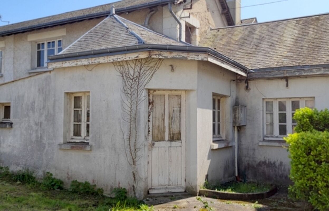 immeuble  pièces 303 m2 à vendre à Montval-sur-Loir (72500)