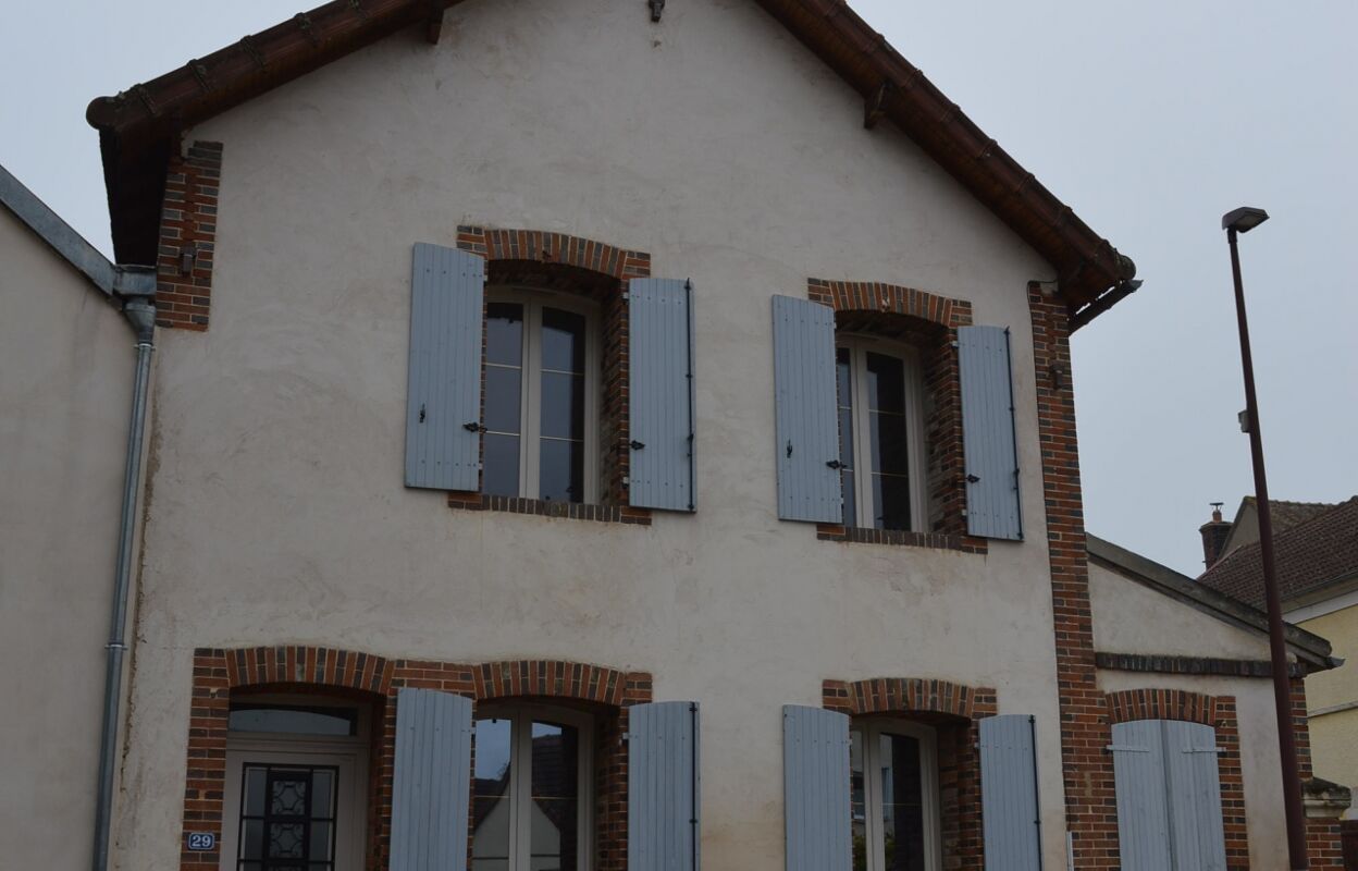 maison 6 pièces 98 m2 à vendre à Charbuy (89113)