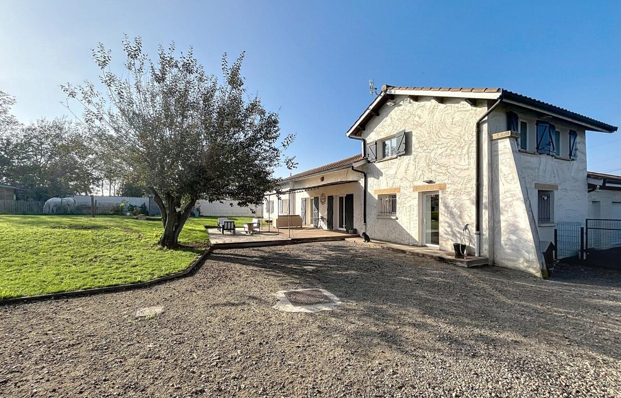 maison 5 pièces 190 m2 à vendre à Peyzieux-sur-Saône (01140)