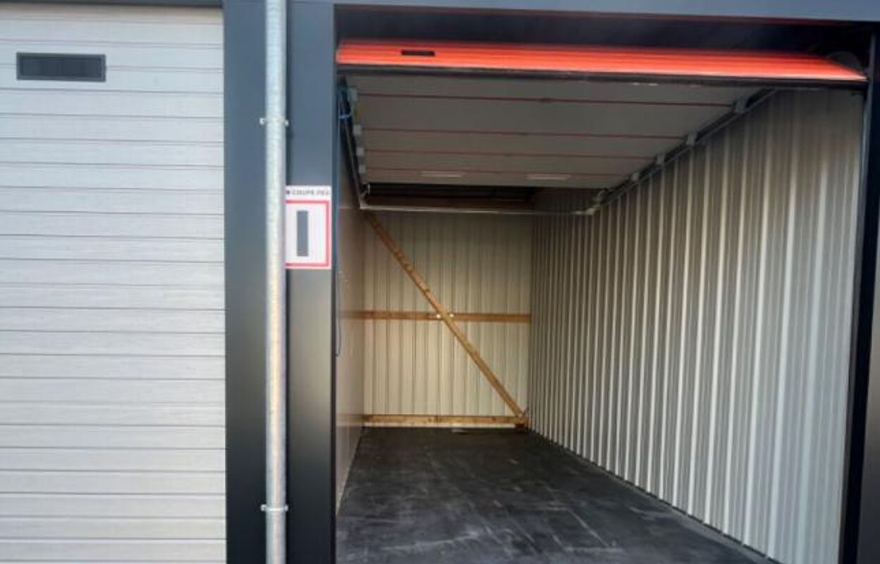 garage  pièces 28 m2 à louer à Montbéliard (25200)