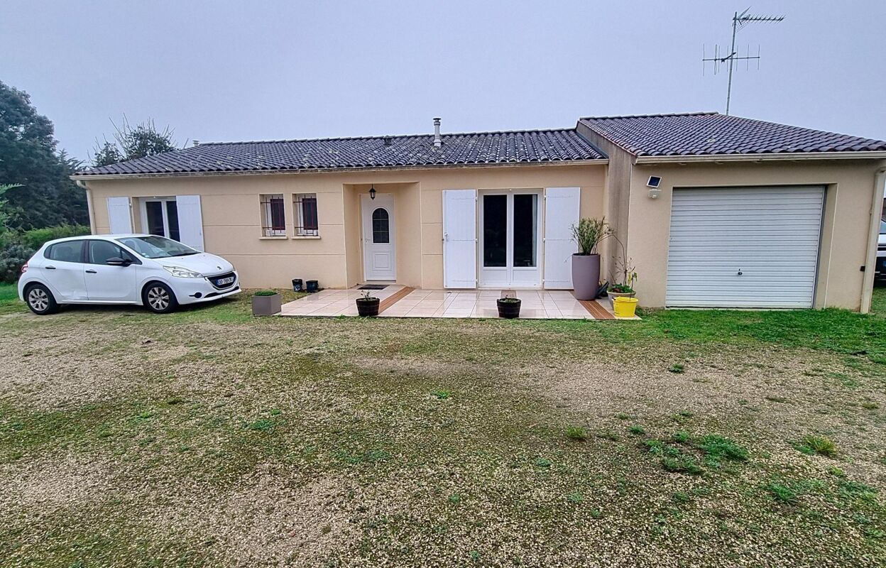 maison 4 pièces 101 m2 à vendre à Blanzac-Lès-Matha (17160)