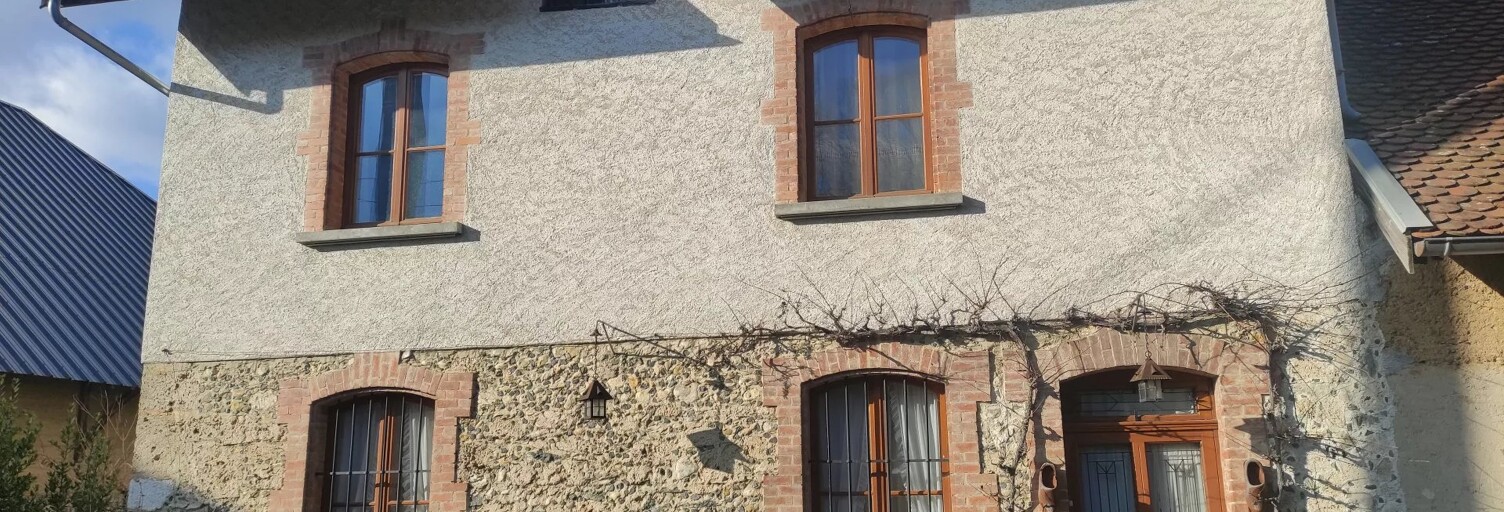 Maison 5 Pièces 130 m² à vendre à Saint-Geoire-en-Valdaine (38620)