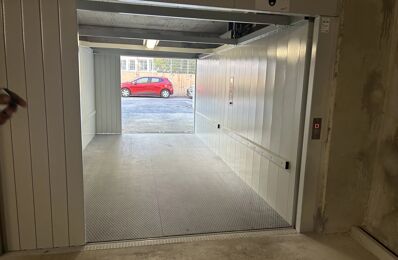 location garage 120 € CC /mois à proximité de Nice (06100)