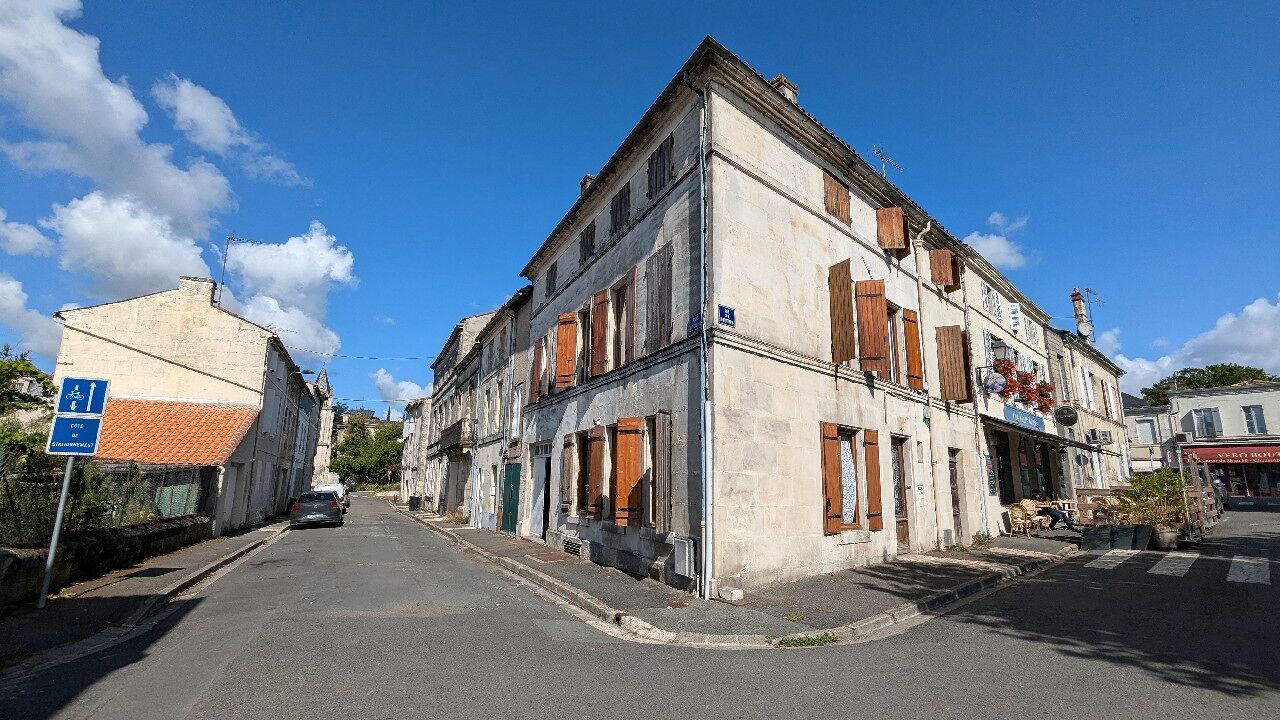 maison 19 pièces 193 m2 à vendre à Cognac (16100)