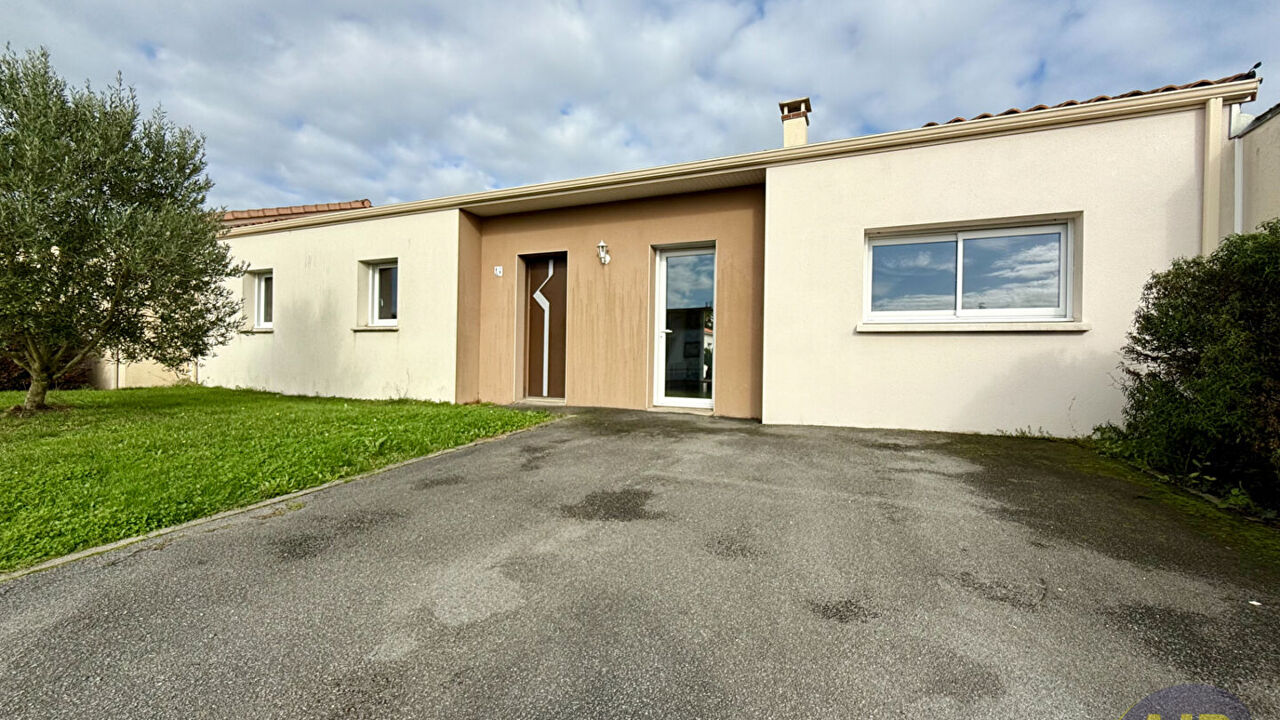 maison 7 pièces 145 m2 à vendre à Sainte-Pazanne (44680)