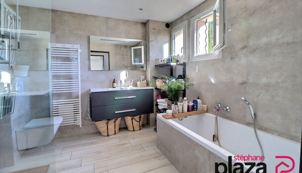 Villa / Maison 5 pièces  à vendre Hyères 83400