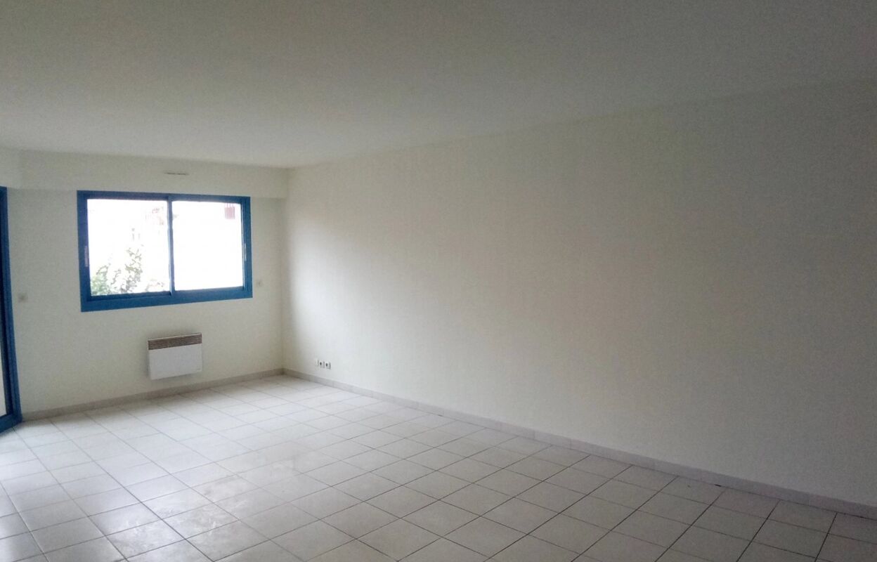 appartement 3 pièces 74 m2 à louer à Perpignan (66000)