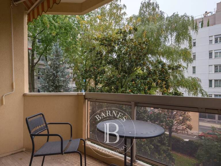 Lyon 6 - Vauban - Appartement de 24,45 m² - Studio - Balcon — photo 1