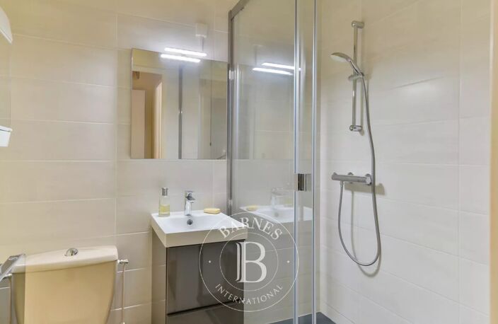Lyon 6 - Vauban - Appartement de 24,45 m² - Studio - Balcon — photo 4