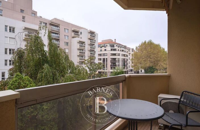 Lyon 6 - Vauban - Appartement de 24,45 m² - Studio - Balcon — photo 5
