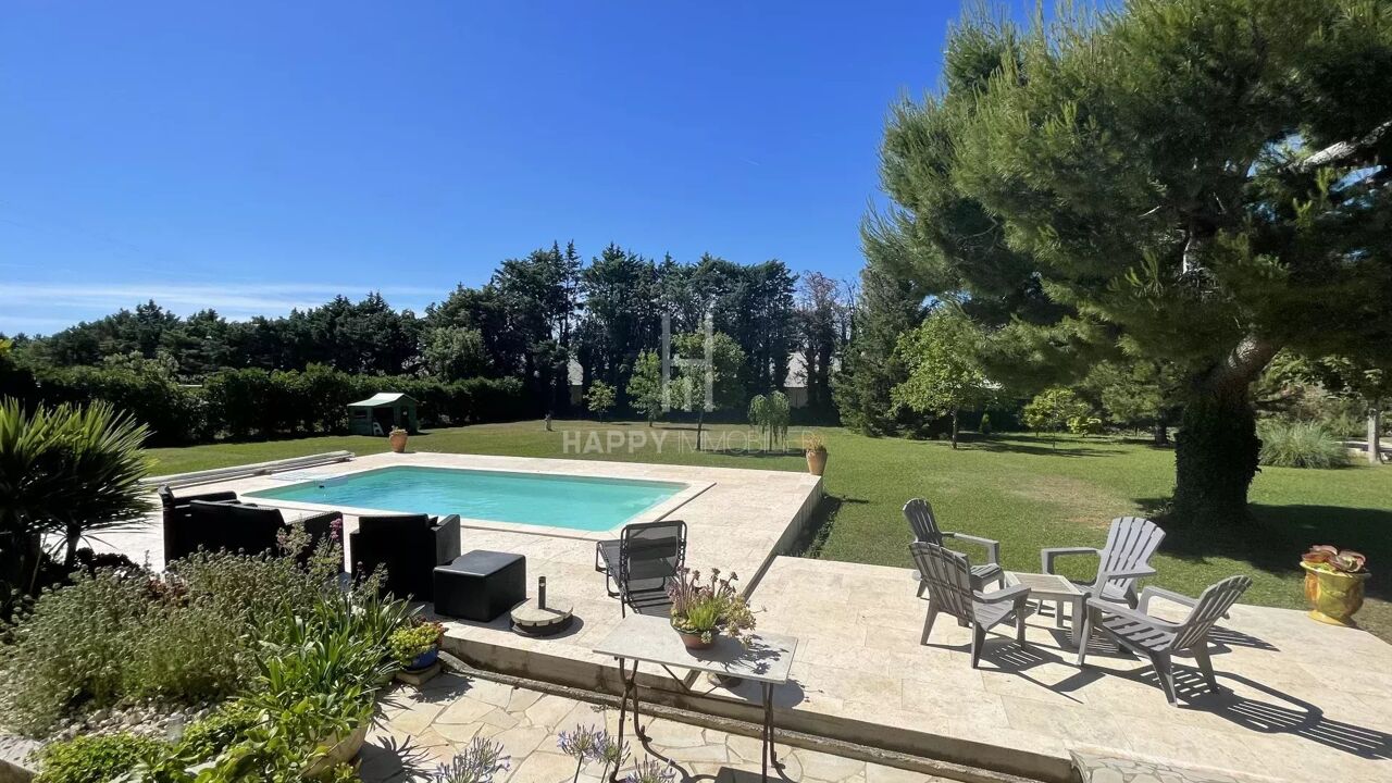 maison 7 pièces 218 m2 à vendre à Mouriès (13890)