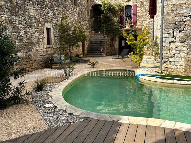 Ancienne Magnanerie de 278m2 habitable env. + Piscine & Dépe — photo du bien