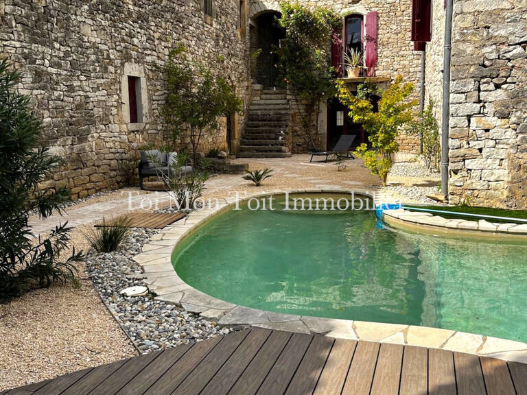 Ancienne Magnanerie de 278m2 habitable env. + Piscine & Dépe — photo 1