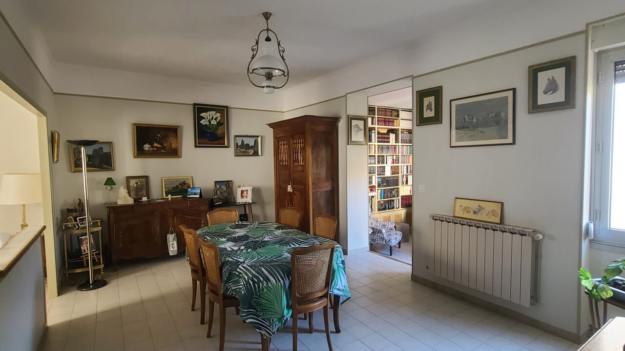 maison 12 pièces 290 m2 à vendre à Nîmes (30000)