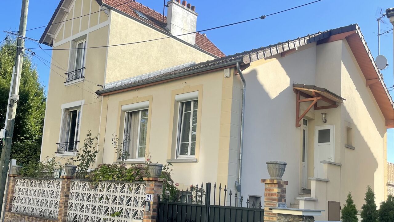 maison 6 pièces 130 m2 à vendre à Pierrefitte-sur-Seine (93380)