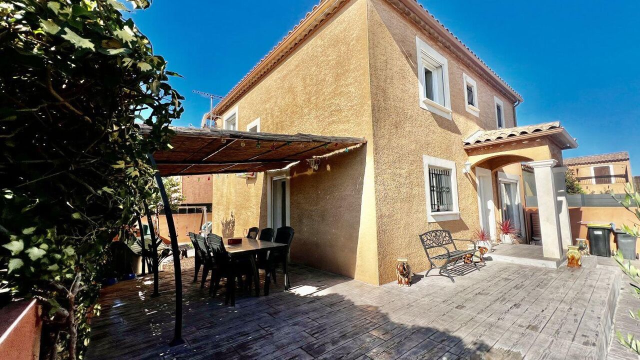 maison 6 pièces 135 m2 à vendre à Saint-Gilles (30800)