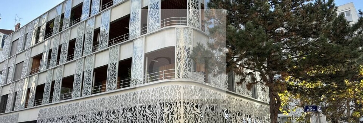 Bureau  235 m² à louer à Lyon 6 (69006)