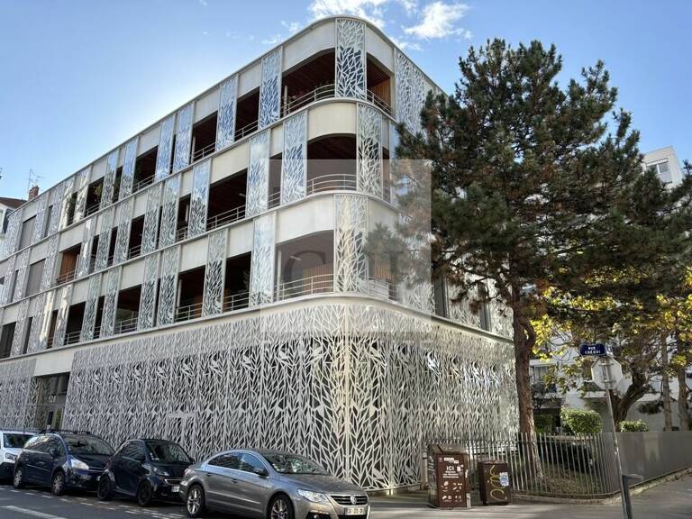 BUREAUX à LOUER — photo 1