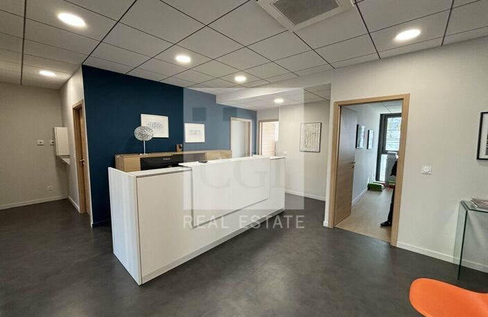 BUREAUX à LOUER — photo 4
