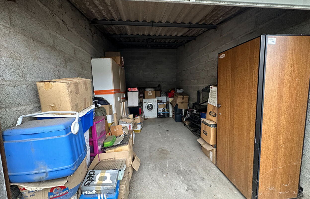 garage  pièces 15 m2 à vendre à Nantes (44100)