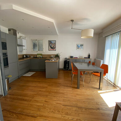 Appartement 7 pièces 443000 €