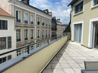 PAU, Proche Mairie. Duplex T 7 dans l'ancien (185 m²) + terra... — photo 3