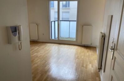 location appartement 767 € CC /mois à proximité de Vitry-sur-Seine (94400)