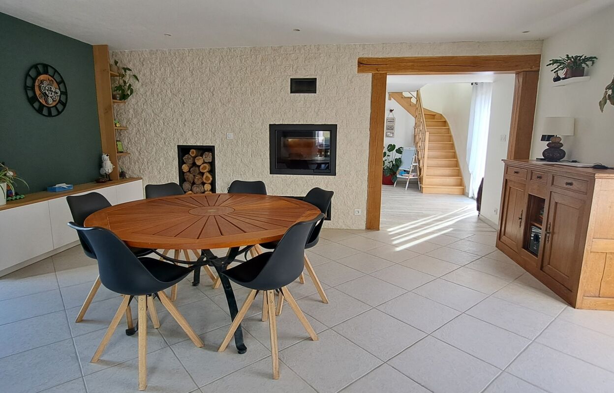 maison 7 pièces 160 m2 à vendre à Noyal (22400)