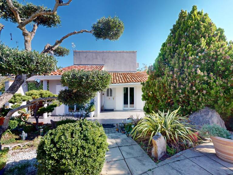 VILLA PLAIN-PIED MODERNE PISCINE JARDIN ZEN — photo 1