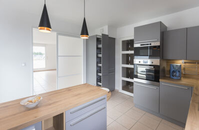 location appartement 2 200 € CC /mois à proximité de Saint-Sébastien-sur-Loire (44230)