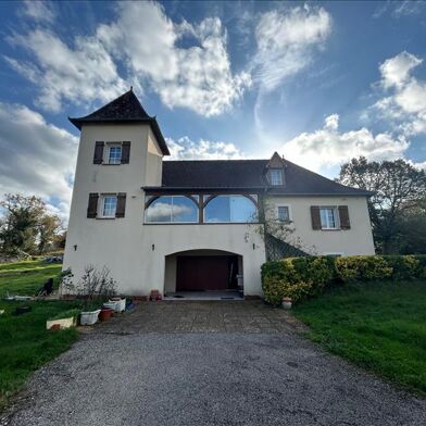 Maison 4 pièces 270300 €