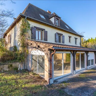 Maison 6 pièces 180 m²