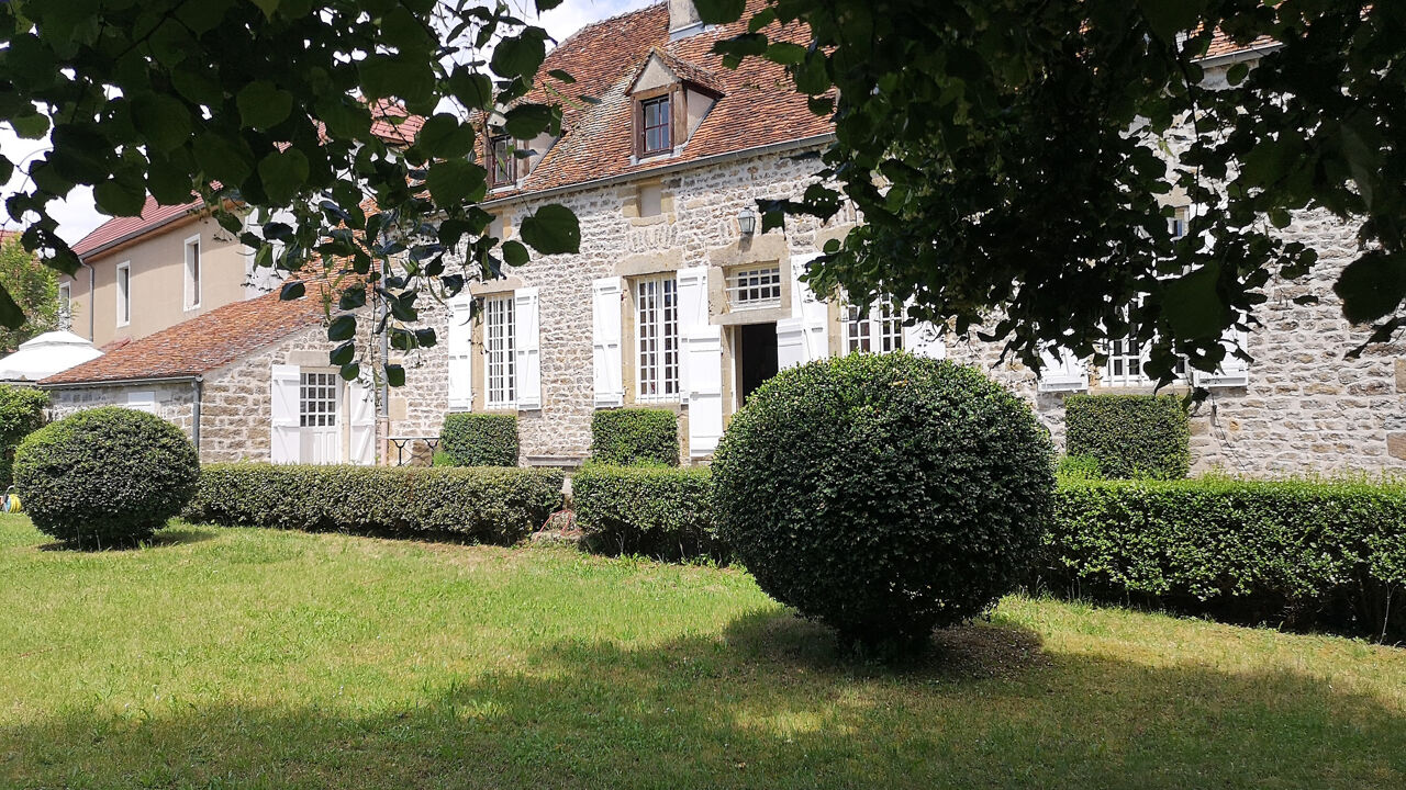 maison 9 pièces 255 m2 à vendre à Beaune (21200)