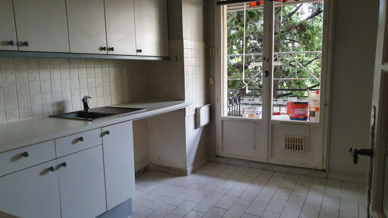 appartement 2 pièces 47 m2 à louer à Nîmes (30000)