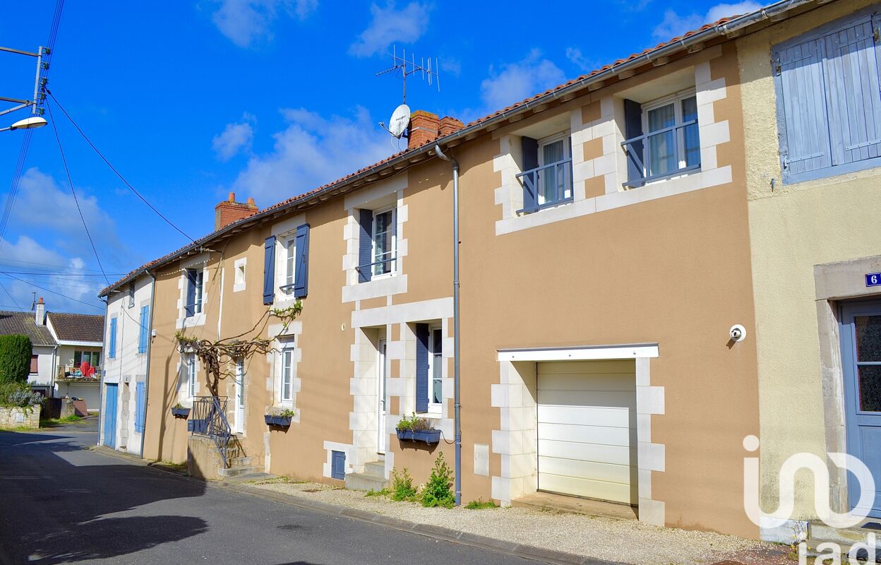 maison 6 pièces 147 m2 à vendre à Montmorillon (86500)