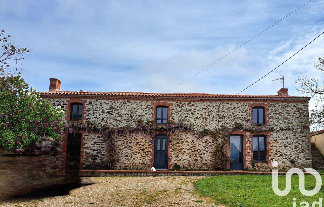 maison 8 pièces 147 m2 à vendre à La Ferrière (85280)