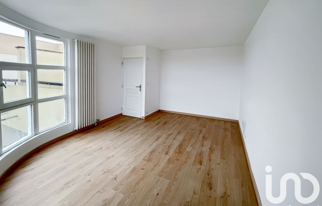 appartement 5 pièces 111 m2 à vendre à Évry (91000)